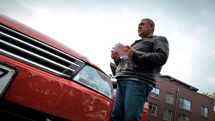 Pavežėju įsidarbinęs Viktoras ne uždirbo, o liko skoloje: prašiau VMI pasodinti į kalėjimą