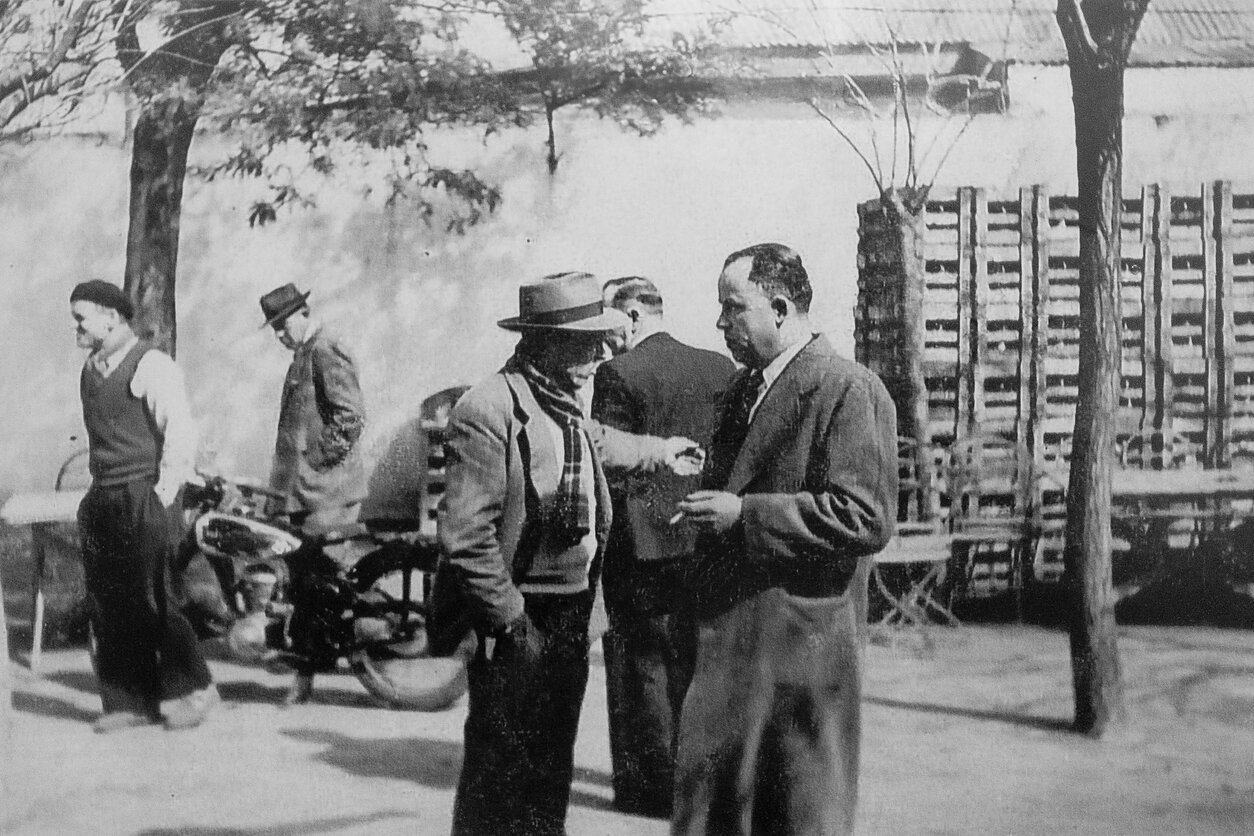 Centro Lituano courtyard, 1940s