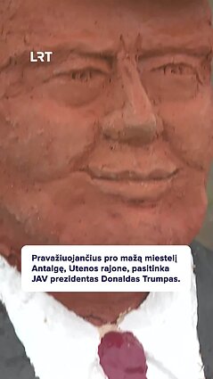 Menininkas savo namus pavertė skulptūrų muziejumi