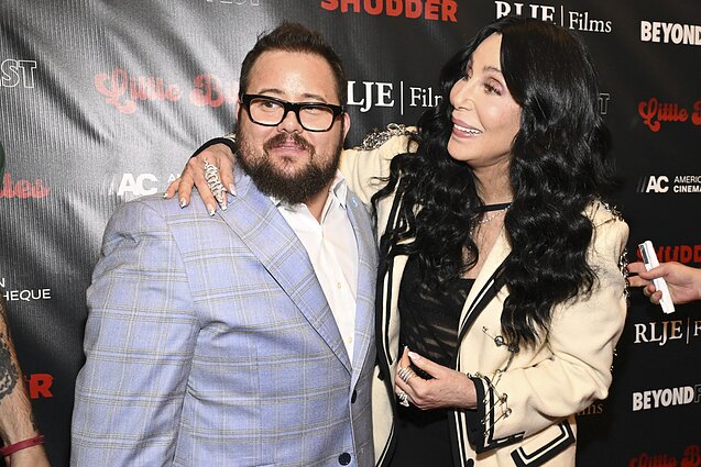 Cher ir Chazas Bono
