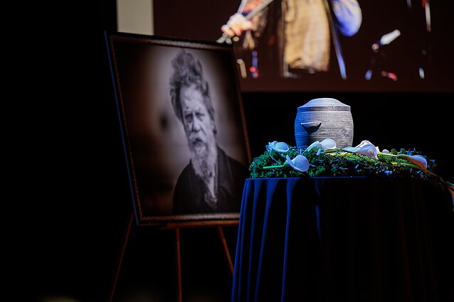 Vilniuje atsisveikinama su maestro Andriumi Kulikausku