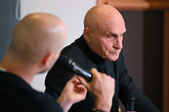 „Galingai įsiliejęs teatro intakas. Kino ir teatro aktoriui Donatui Banioniui – 100“ „Galingai įsiliejęs teatro intakas. Kino ir teatro aktoriui Donatui Banioniui – 100“