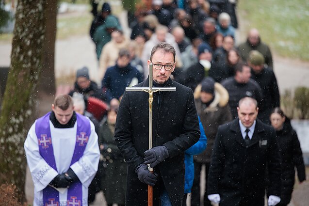 Andrius Kulikauskas amžinojo poilsio atgulė Menininkų kalnelyje