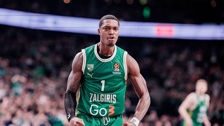 Lonnie Walkeris nestabdo: pro prasiveržimo – dar vienas galingas dėjimas