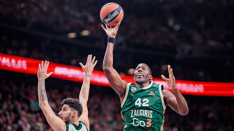 Čempionų šturmą atlaikęs ,,Žalgiris" įspūdingai nutraukė pralaimėjimų seriją
