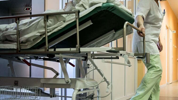 Augant sergamumui gripu, liga pasiglemžė pirmąją auką: mirė nesiskiepijęs vyras