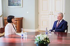 Gitanas Nausėda susitiko su kandidate į švietimo ministrus Raminta Popoviene
