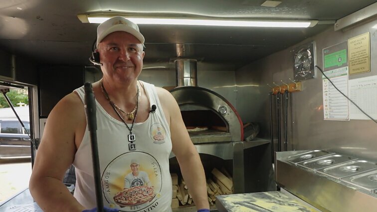 Apsauginio darbą į picų kepimo verslą iškeitęs Valentinas: šeima nepalaikė