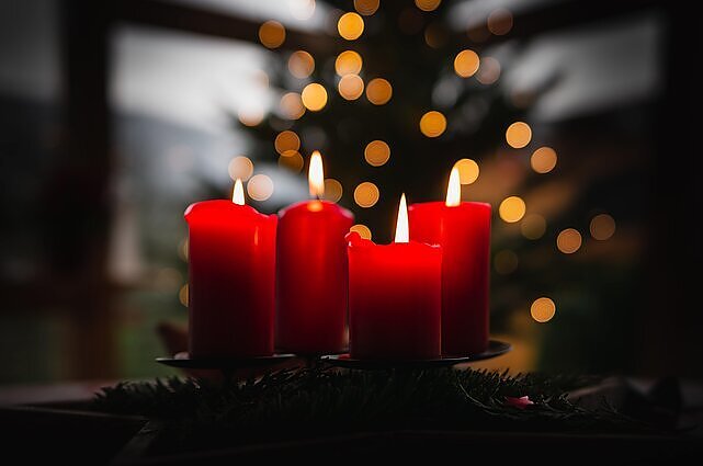 Advento tradicijos: kodėl draustos linksmybės ir kaip Vilniaus centre puoselėta muzika?