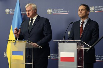 Ukrainos užsienio reikalų ministras Andrijus Sybiha ir Lenkijos užsienio reikalų ministras Radoslawas Sikorskis Ukrainos užsienio reikalų ministras Andrijus Sybiha ir Lenkijos užsienio reikalų ministras Radoslawas Sikorskis