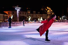 Vilniaus Rotušės aikštėje atidaryta čiuožykla