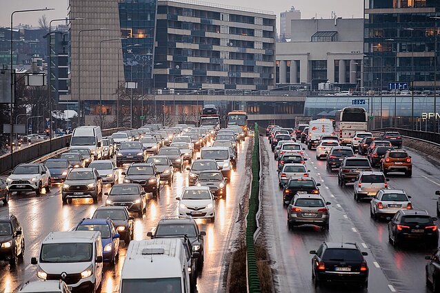 Nuo gruodžio pirmos įsigalioja nauji KET pakeitimai: ką reikėtų įsidėmėti vairuotojams?