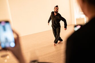 Payman Fallahian Sichani pasirodymas Payman Fallahian Sichani pasirodymas