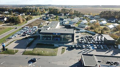 Pirmasis „Teslos“ salonas Vilniuje