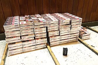 Švenčionių rajone pasieniečiai perėmė ir nutupdė kontrabandininkų lėktuvėlį su cigaretėmis Švenčionių rajone pasieniečiai perėmė ir nutupdė kontrabandininkų lėktuvėlį su cigaretėmis