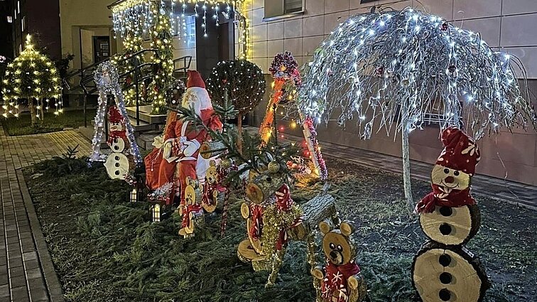 Alytus puošiasi Kalėdoms: kai kur pasiruošimas prasidėjo jau prieš porą mėnesių