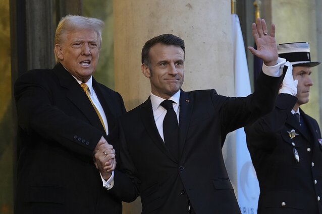 Donaldas Trumpas ir Emmanuelis Macronas Donaldas Trumpas ir Emmanuelis Macronas