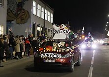 Ukmergėje įžiebta kalėdinė eglė