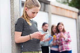 Internetinės patyčios Internetinės patyčios