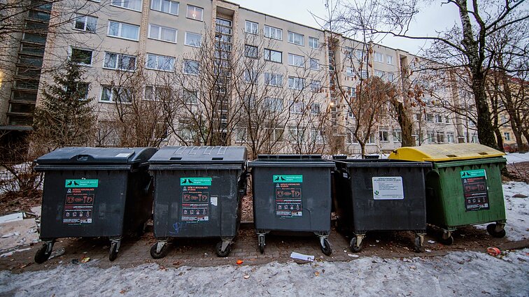 Šiauliuose šiukšlintojai gėdinami viešai: teisinasi nežinojimu, bet keistis nori ne visi