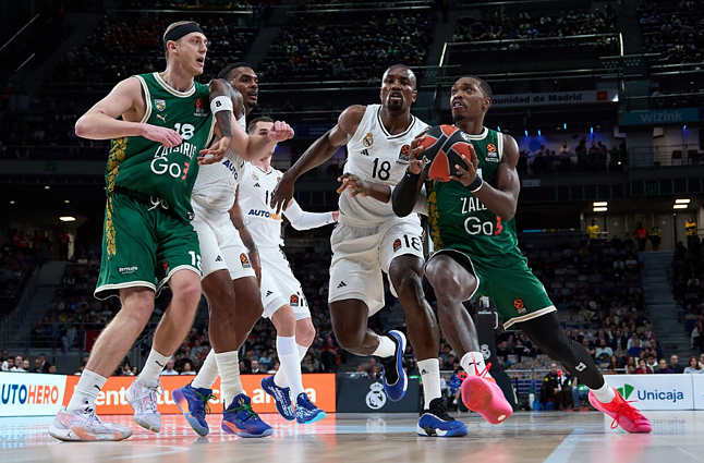 Walkerio taškai per „Real“ aukštaūgį