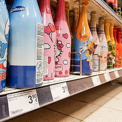 Seime įregistruotas siūlymas vėl leisti prekiauti vadinamuoju vaikišku šampanu