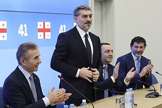  Mikheil Kavelashvili (standing)
