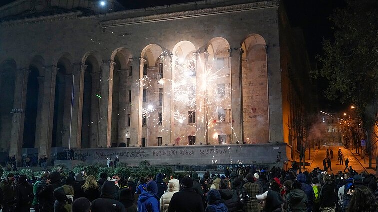 Sakartvelo rinkikai rytoj išrinks savo prezidentą: juo gali tapti buvęs futbolininkas