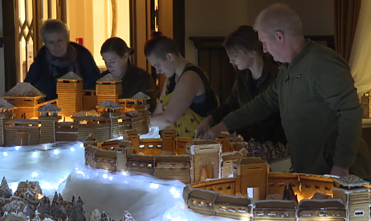 В Жагаре из пряников созданы макеты пяти средневековых замков