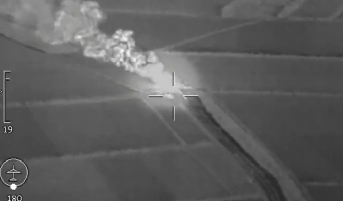  Ukrainiečiai Zaporižioje sunaikino rusų traukinį su 40 cisterninių vagonų