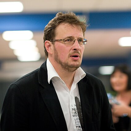 Iš kur atsirado lietuviškos kalėdinės giesmės? Pokalbis su muzikologu Jonu Vilimu