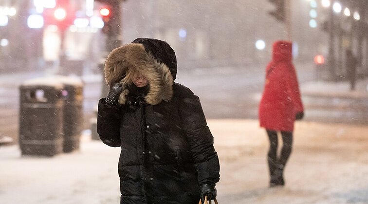 Nepalikite automobilių po medžiais: sinoptikai įspėja apie artėjantį labai smarkų vėją
