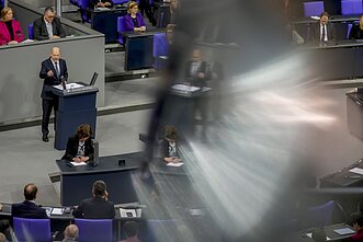 Vokietijos parlamente Olafas Scholzas pralaimėjo balsavimą dėl pasitikėjimo Vokietijos parlamente Olafas Scholzas pralaimėjo balsavimą dėl pasitikėjimo