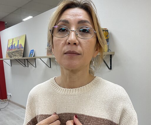 Psichologė Liudmila Sviridova jaudinasi dėl fronte kovojančio brolio Psichologė Liudmila Sviridova jaudinasi dėl fronte kovojančio brolio