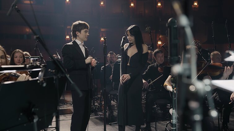 Free Fingos ir Monikos Liu „Beržas“ suskambo naujai: prisidėjo LNOBT simfoninis orkestras