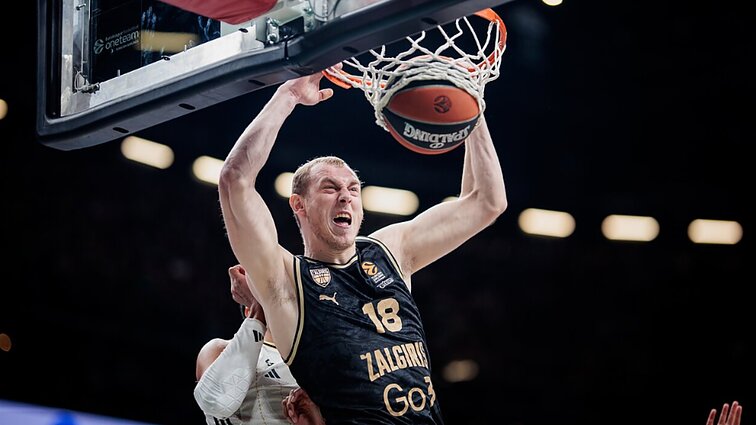 Pagaliau A. Smailagičiui pavyko pralaužti ASVEL gynybą