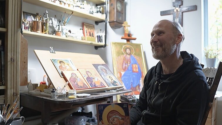 Stačiatikių ikonų tapytojas Marius Liebus – apie kūrybinį kelią ir žiemos šventes