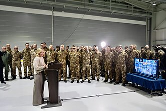 Georgia Meloni visits Italian troops stationed in Šiauliai Georgia Meloni visits Italian troops stationed in Šiauliai
