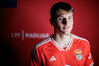 Arnas Voitinovičius Arnas Voitinovičius