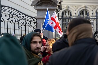 Protestuotojai prie prezidento rūmų