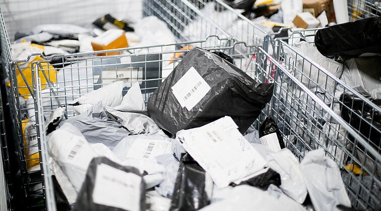 Po švenčių – skundai dėl dingusių ir sugadintų siuntų: atsakė, kaip to išvengti