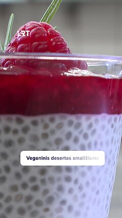 Veganinis desertas iš kokoso pieno ir chia sėklų