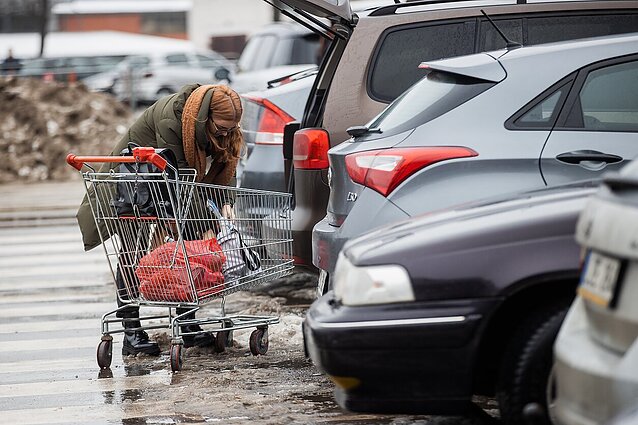 „Atrodo, kad lietuviams Kalėdos – kiekvieną mėnesį“: kokie buvo apsipirkimai šventėms?