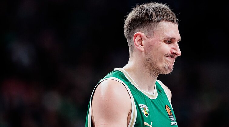 „Olympiakos“ gynyboje užstrigęs „Žalgiris“ metus pradėjo pralaimėjimu