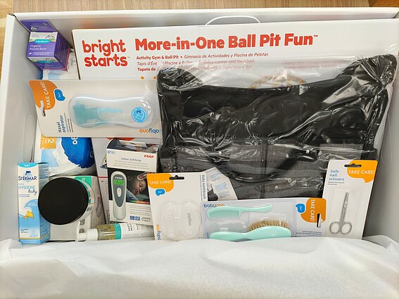 Šiauliuose jau išdalinta per 5 tūkstančius kūdikio kraitelių su būtiniausiais daiktais ir reikmenimis.