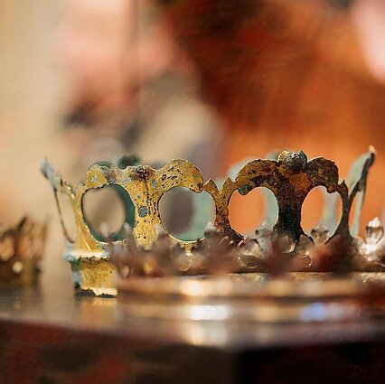 Arkikatedros požemiuose rastos Lietuvos ir Lenkijos valdovų laidojimo insignijos