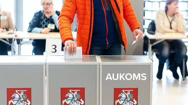 Dviračio žinios. Seimo sandėlio gėrybės ir Žemaitaičio moralas Poderskiui
