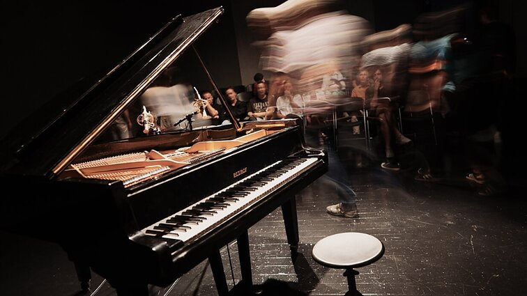 Klasikos koncertų rekomendacijos: Sausio 13-ajai dienos minėjimai ir fortepijono melodijos