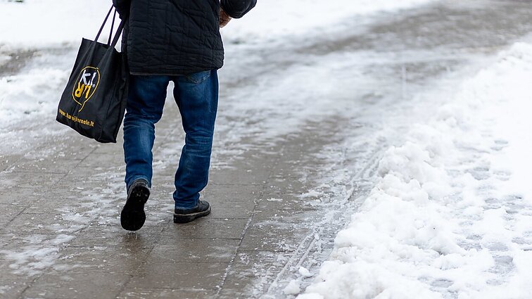 Gydytojas apie sunkesnes žiemos traumas: patyrus lūžį, svarbu vartoti pieno produktus