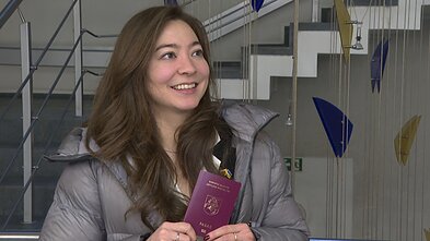 Allison Reed su Lietuvos pasu rankose
